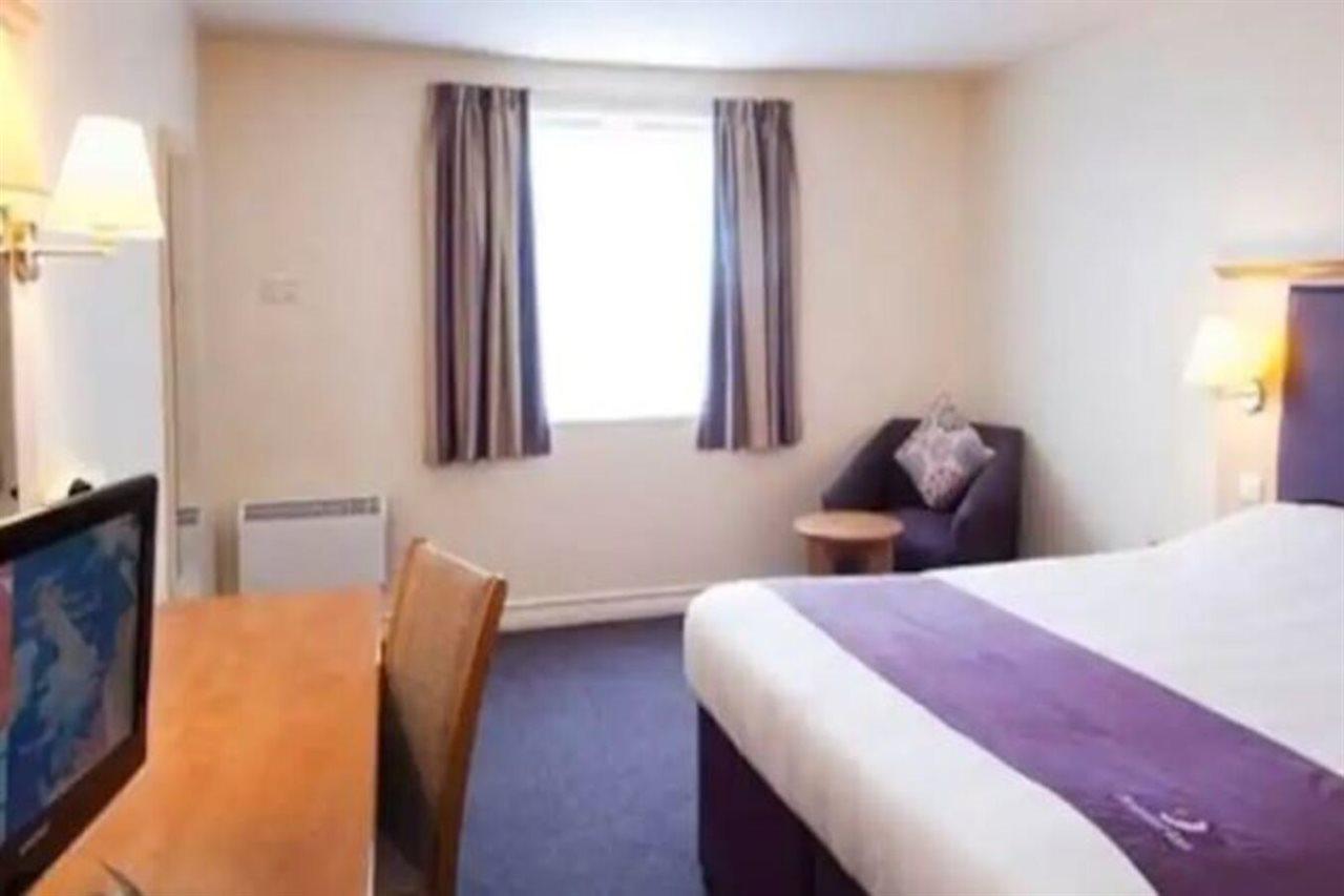 Premier Inn Burnley Eksteriør billede